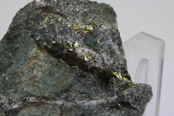 Polymetalická ruda 2